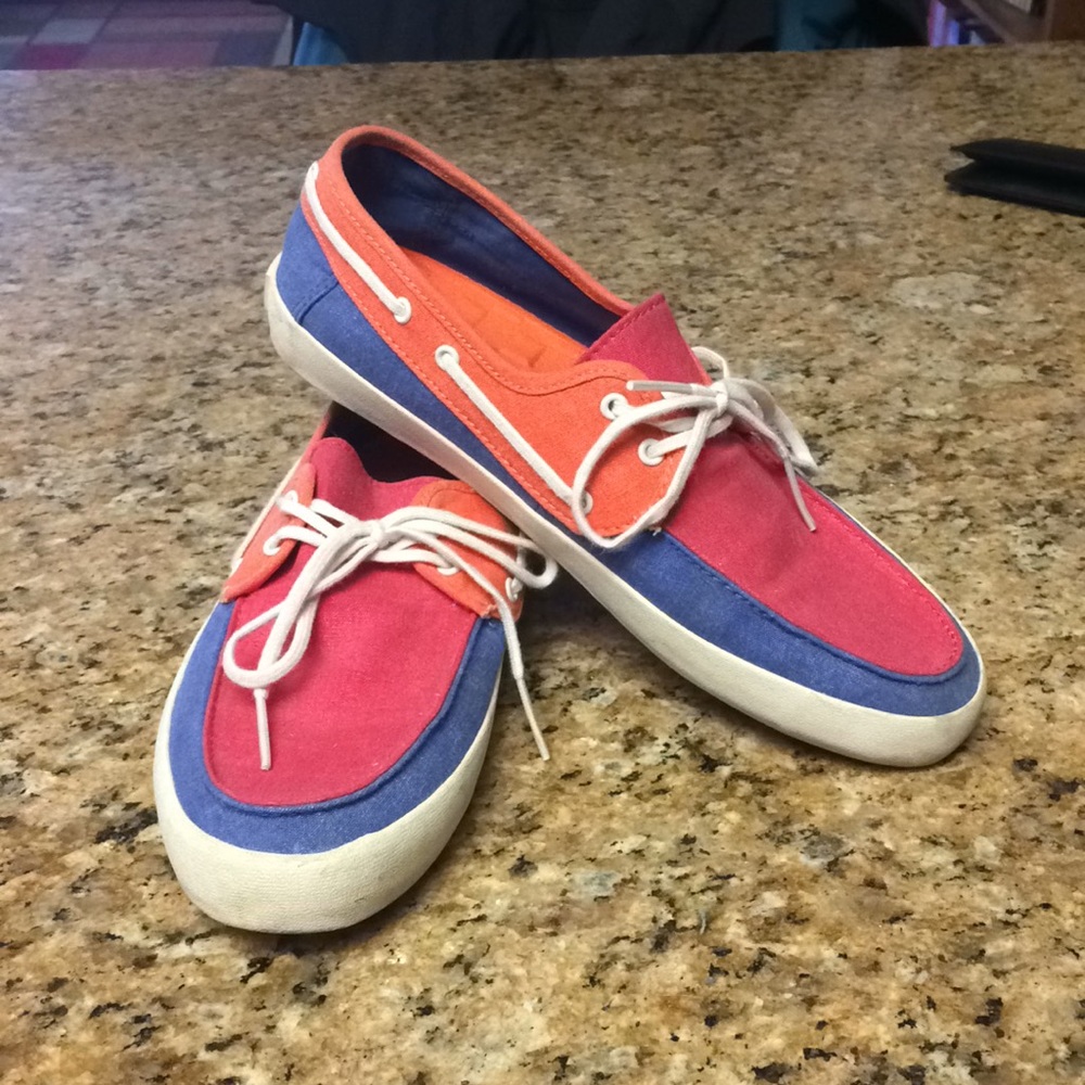 Vans surf siders shoes men’s 7, women’s 8.5